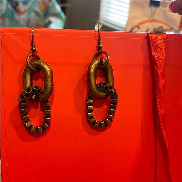 Chunky bronze Link Earrings - Picture 1 of 3